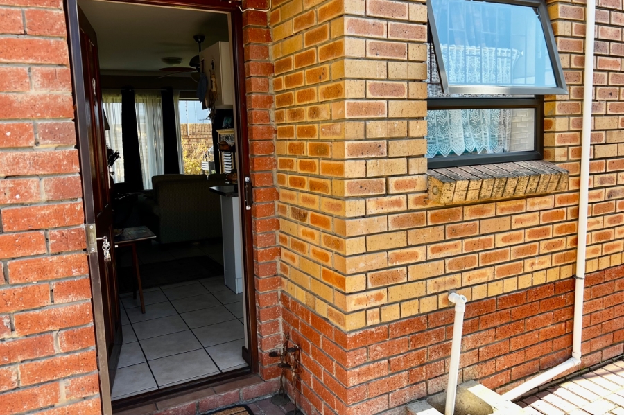 2 Bedroom Property for Sale in George South Western Cape